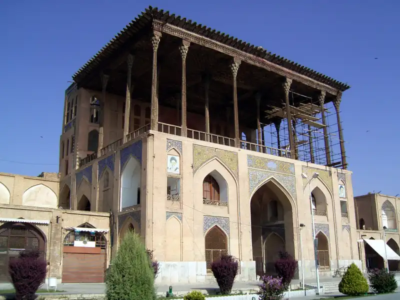 aali qapu palace