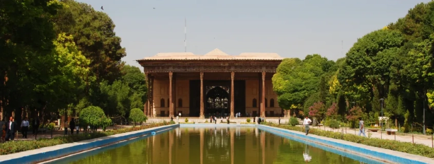 Chehel Sotoun Palace